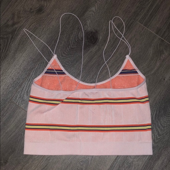 Tank top with lines - Picture 2 of 3